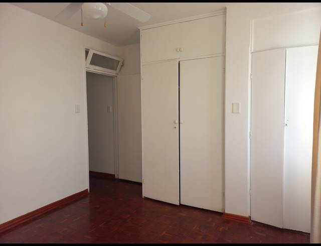 2 BEDROOM FLAT TO LET IN SOUTH BEACH